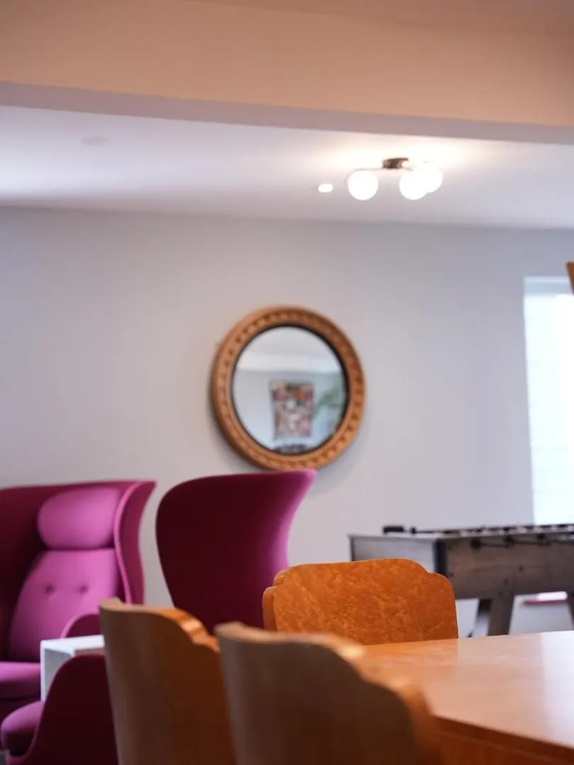 Spacious Cardiff Apartment For Large Groups!